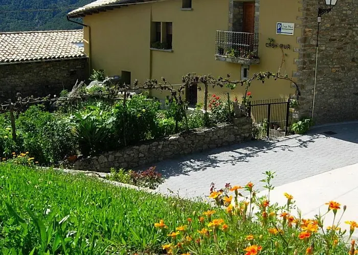 Casa Mur A 木屋 Foradada de Toscar